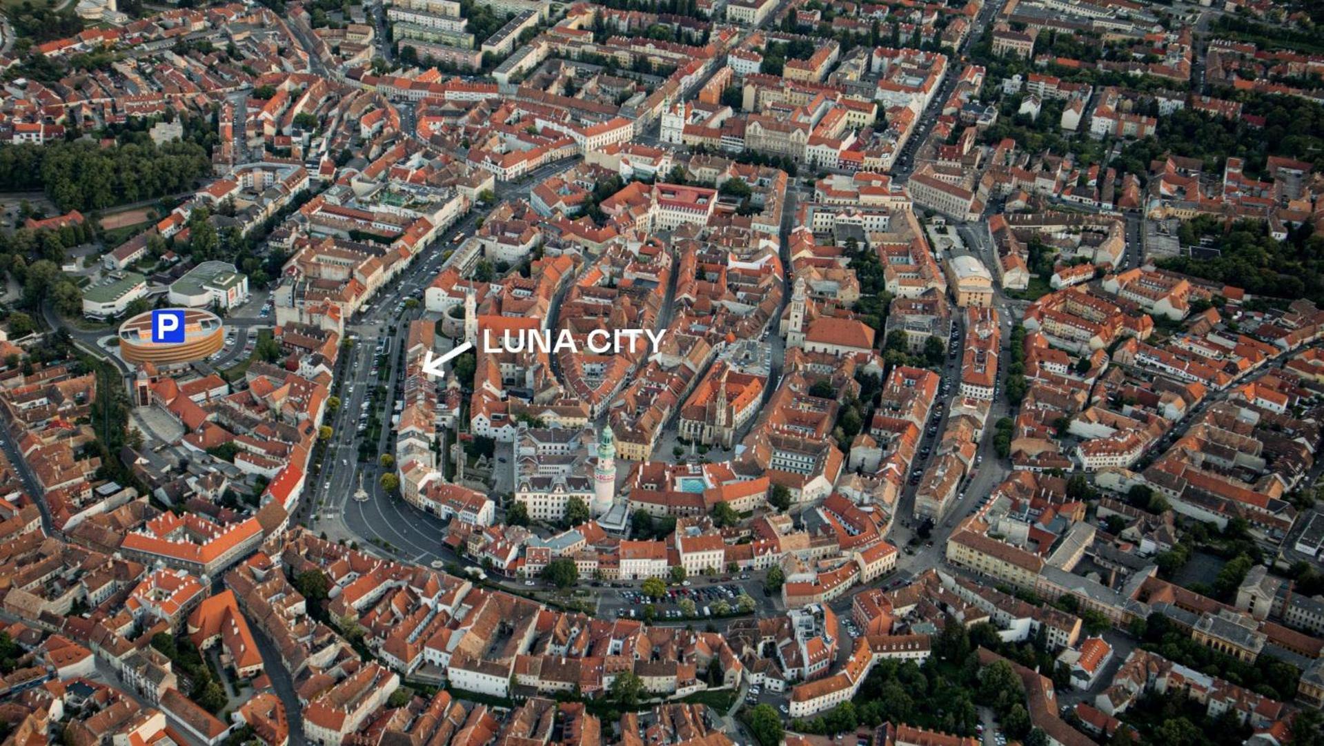 Luna City Apartman Daire Sopron Dış mekan fotoğraf