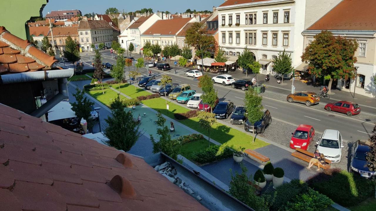 Luna City Apartman Daire Sopron Dış mekan fotoğraf